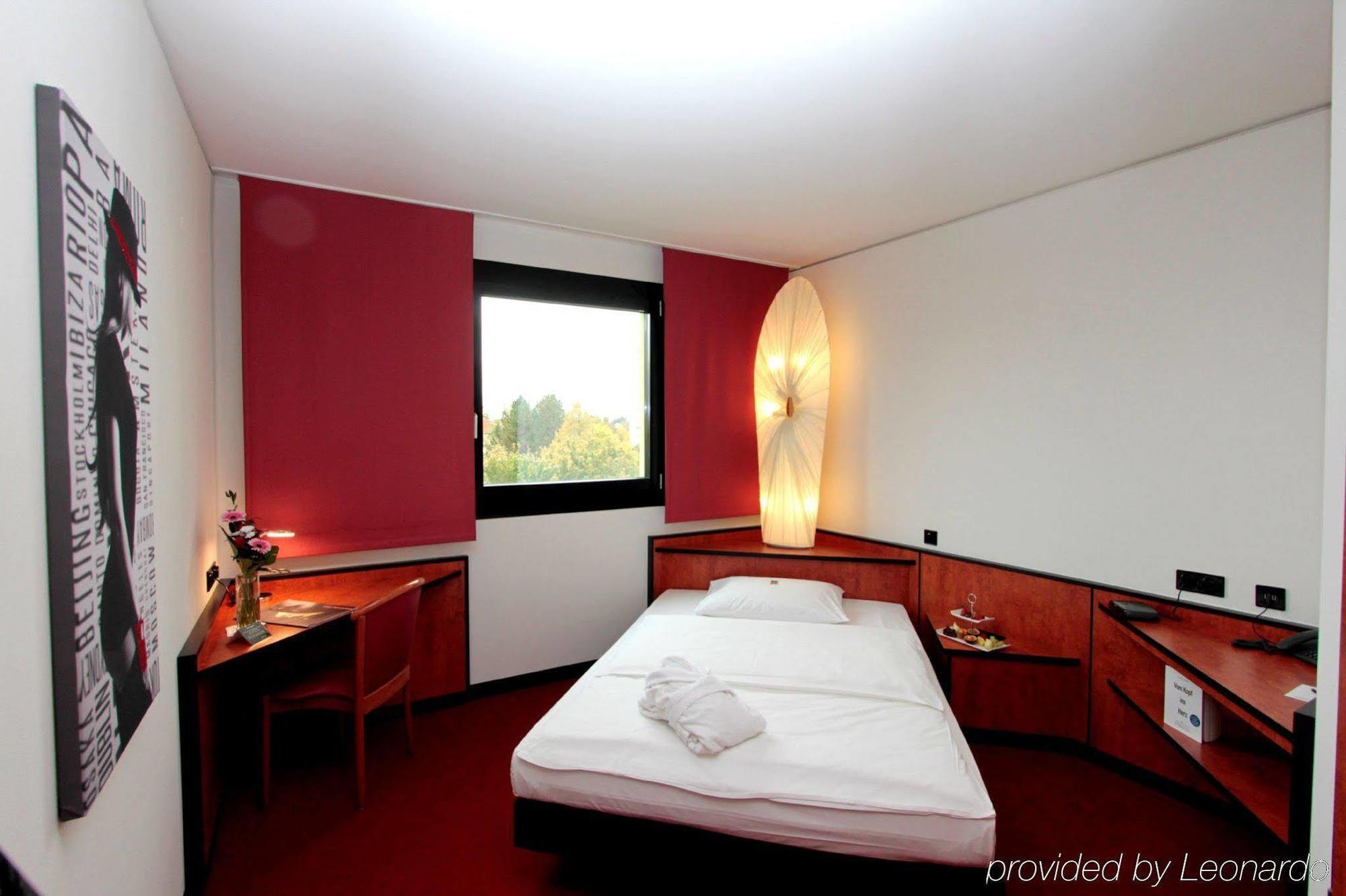 Ara Comfort Hotel